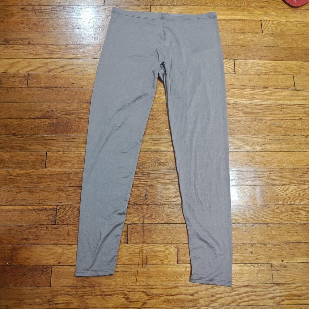 Uniqlo Heattech Gray Full-Length Leggings Womens Size Large Sz L Color 05 Grey